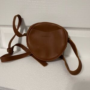Portland Leather Tan Crossbody Bag